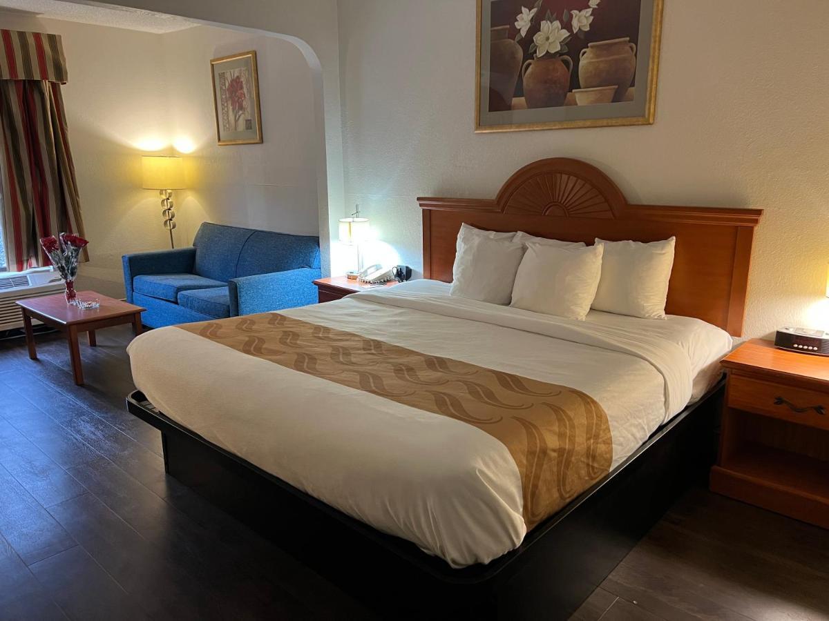 Quality Suites Altavista - Lynchburg South Eksteriør bilde