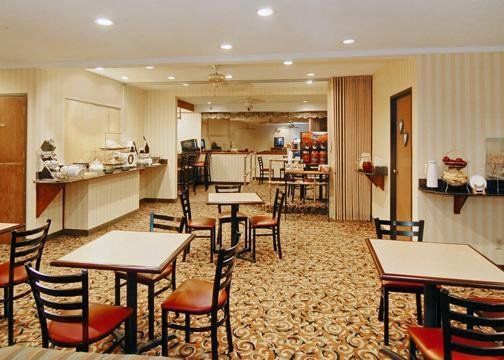 Quality Suites Altavista - Lynchburg South Restaurant bilde